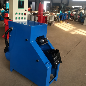 Pneumatic scraper